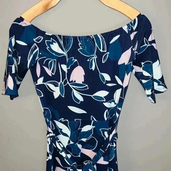 YUMI Kim Floral Off the Shoulder Dress Size‎ XS - Picture 3 of 10
